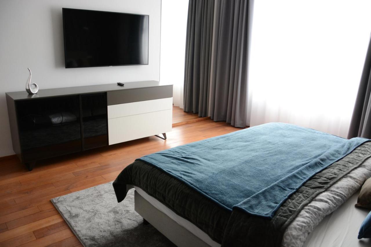 Premium Apartment Near Banska Bystrica Square With Two Big Bedrooms Ngoại thất bức ảnh