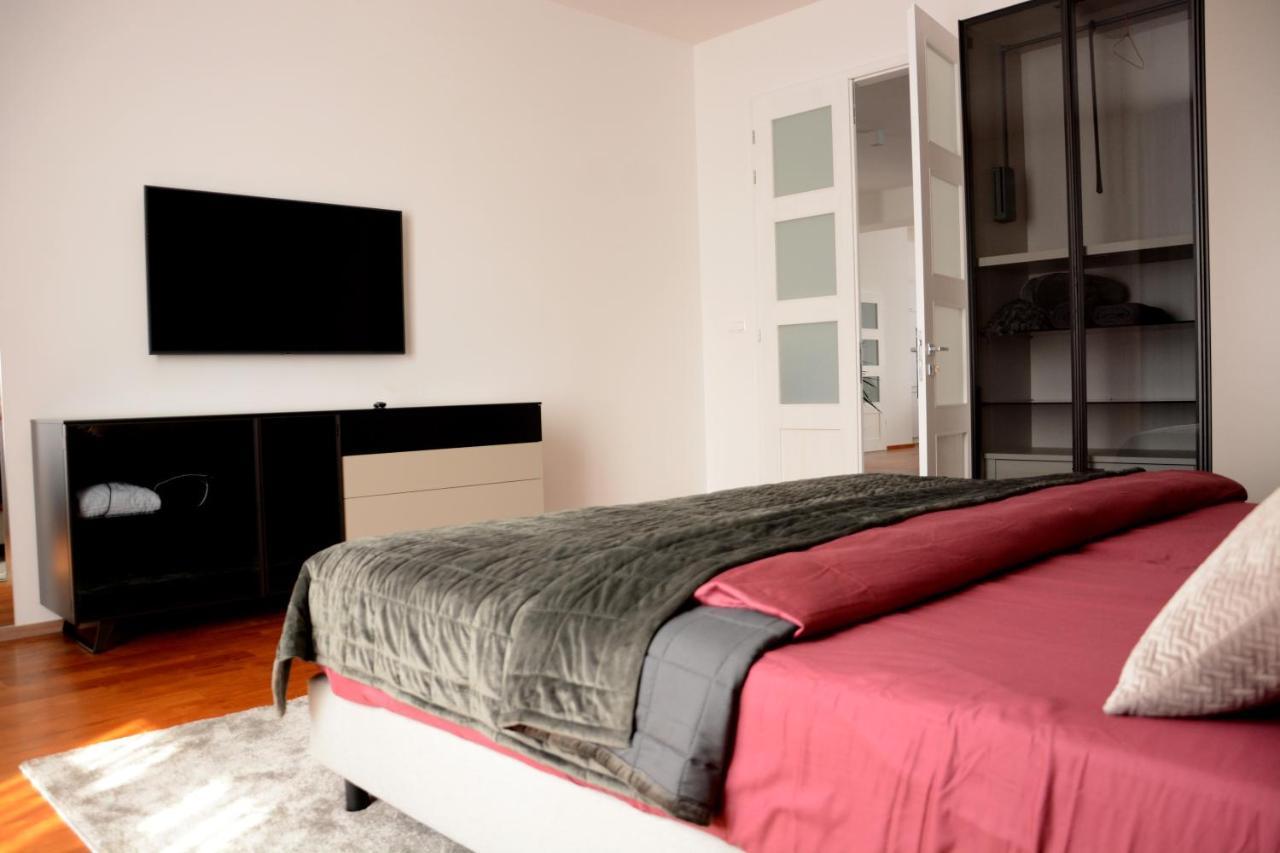 Premium Apartment Near Banska Bystrica Square With Two Big Bedrooms Ngoại thất bức ảnh