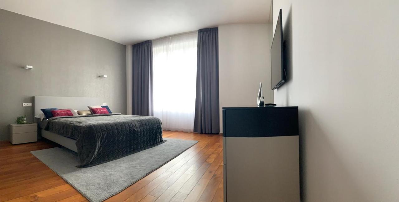 Premium Apartment Near Banska Bystrica Square With Two Big Bedrooms Ngoại thất bức ảnh